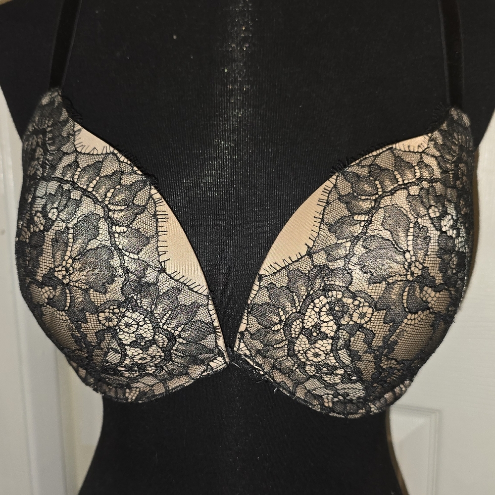 Elegant Lace Overlay Push Up Bra - Black and Tan.  Very Sexy Push Up